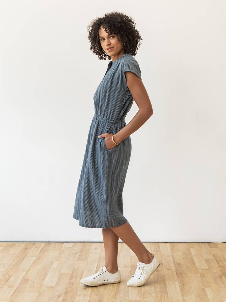 Navy Griglia Abito Lorane / Griglia Blu Navy in vendita all'ingrosso su Faire