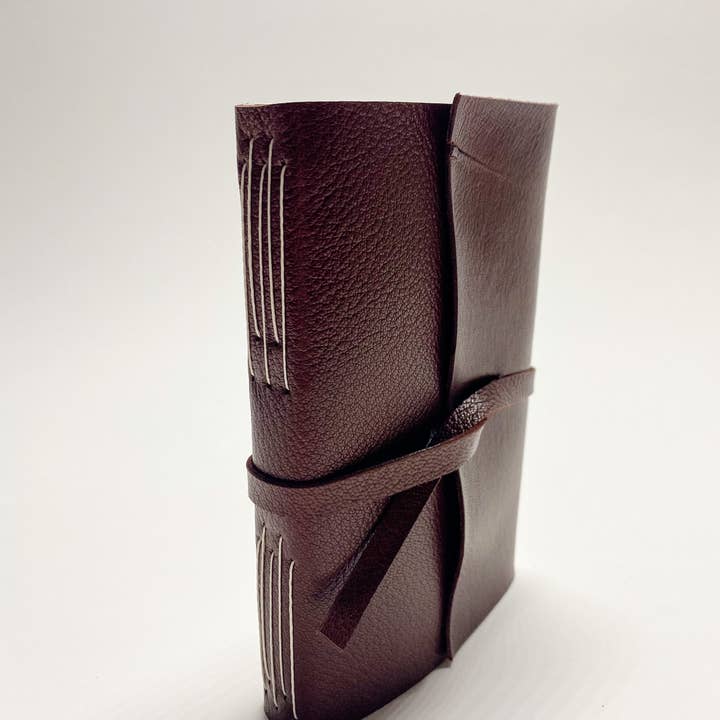 The adventurer in Johannesburg for wholesale by Cléo Lebrun - Atelier d'art