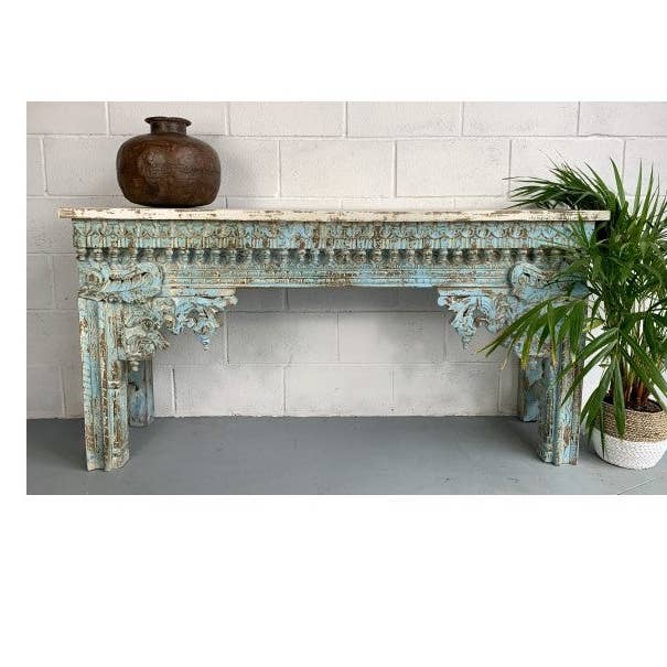 Intricately Hand Carved Mango Wood Console From India for wholesale by Paloma Black (Casa Natura Design, S.L.)