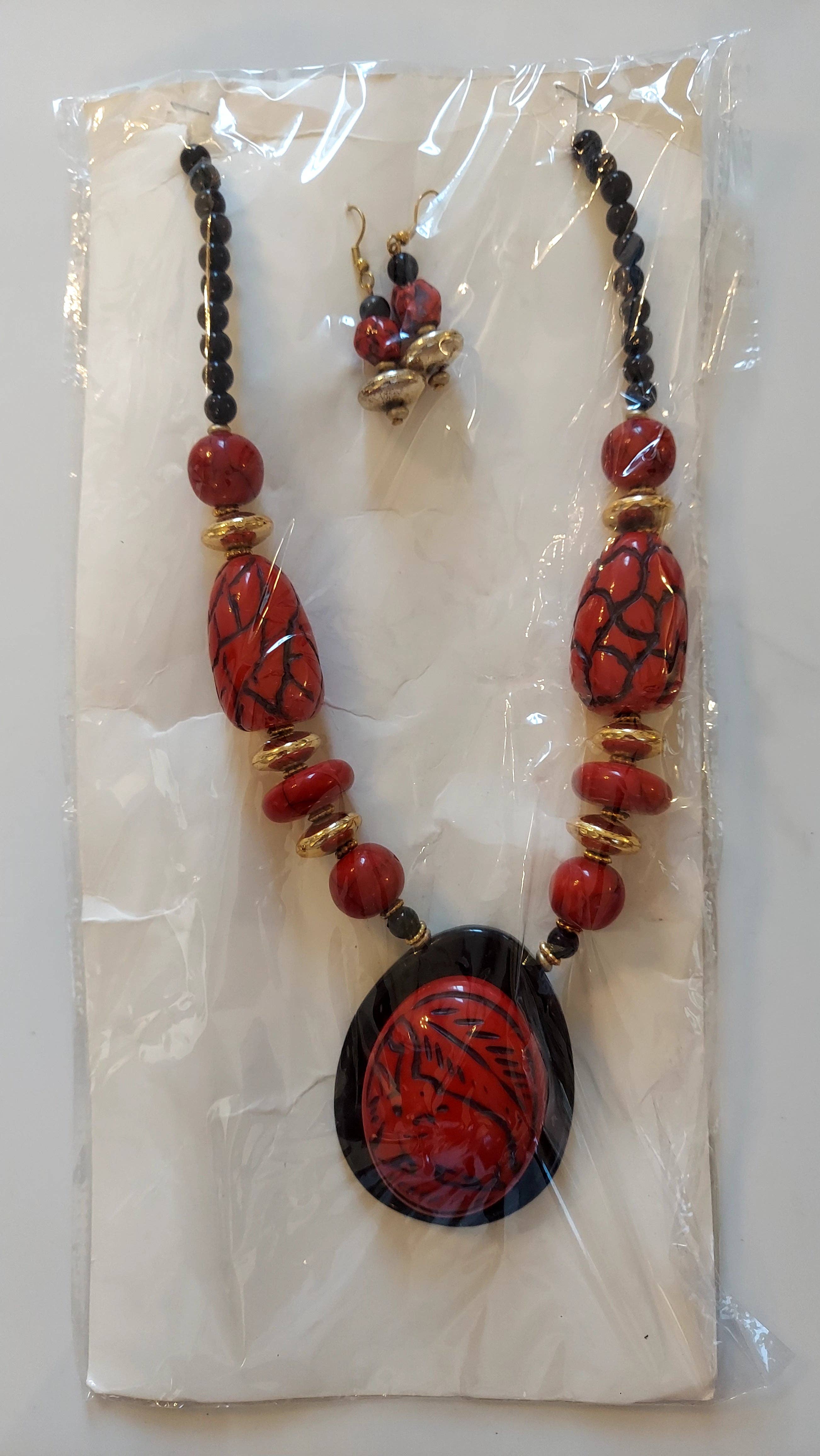 India Batik - Wholesale Jewelry Set - Necklace & Earrings Set / Crackle Elephant11