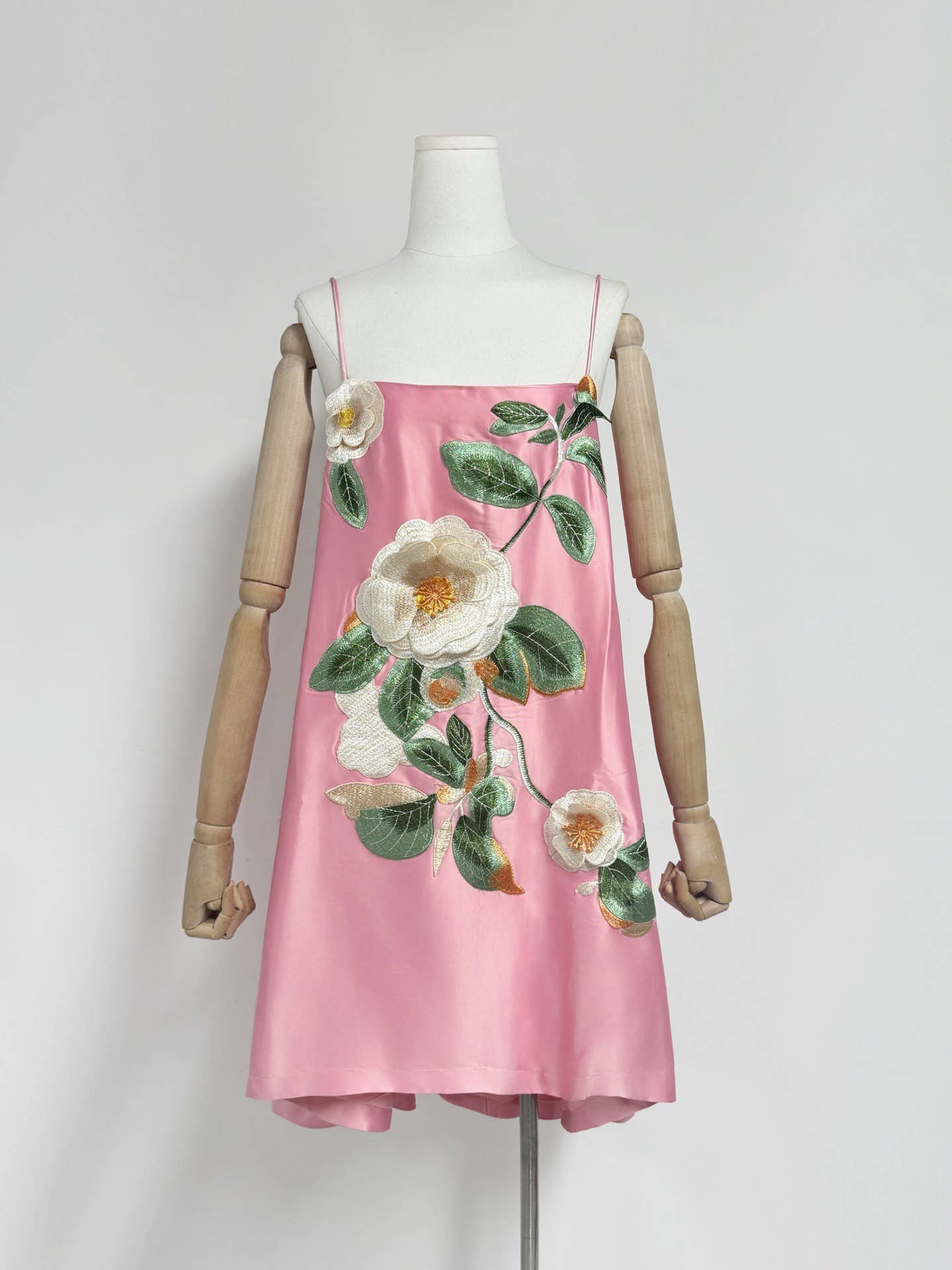 Productseeker - Wholesale Dress - Women's - DR685Y 3D Embroidered Backless Suspender Dress in Soft Pink17