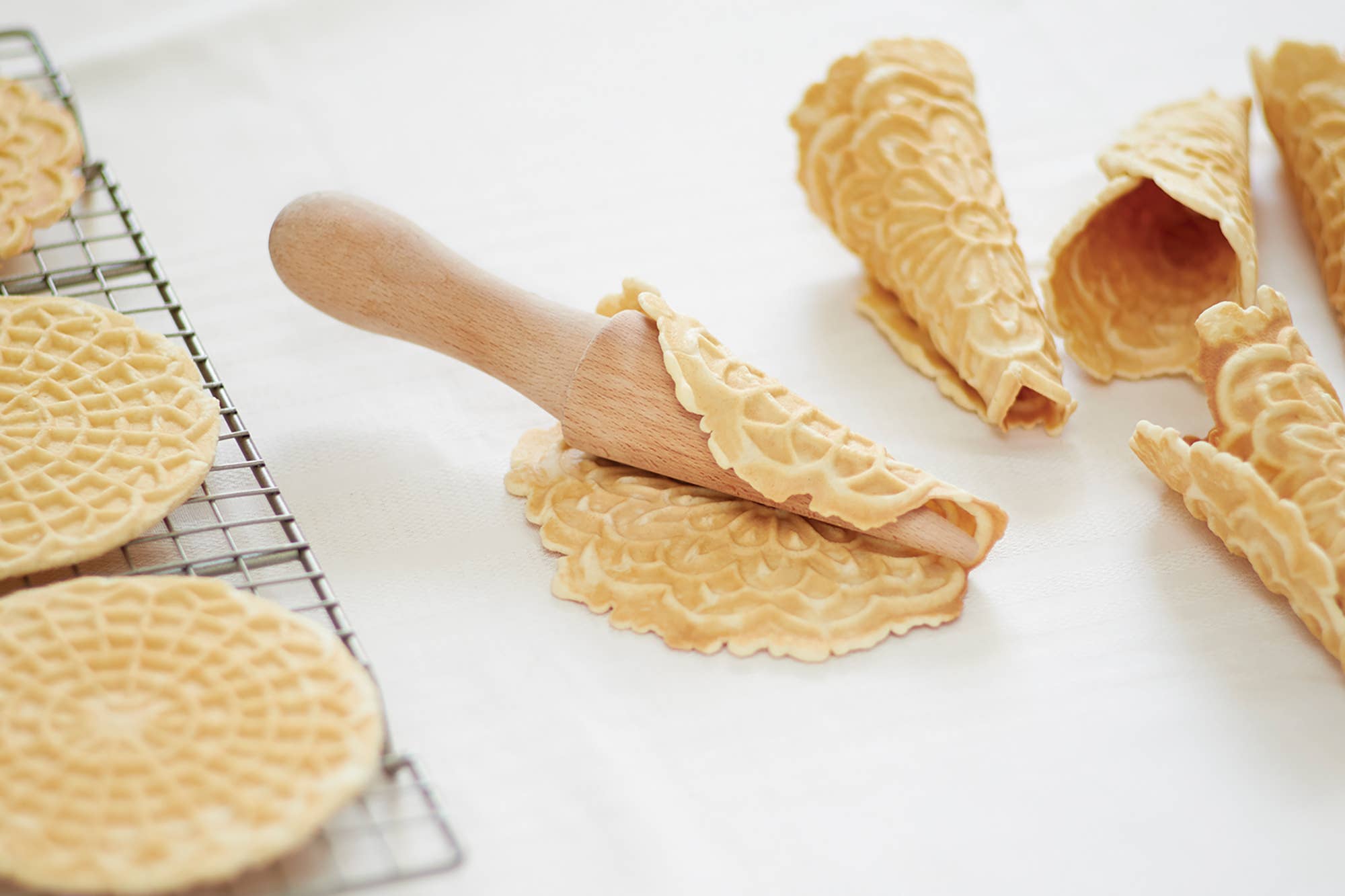 Fox Run Brands – Großhandel Nudelhölzer – Fox Run Pizzelle Kegelroller, Buchenholz, 1,5 Zoll x 1,5 Zoll x 8,25 Zoll4