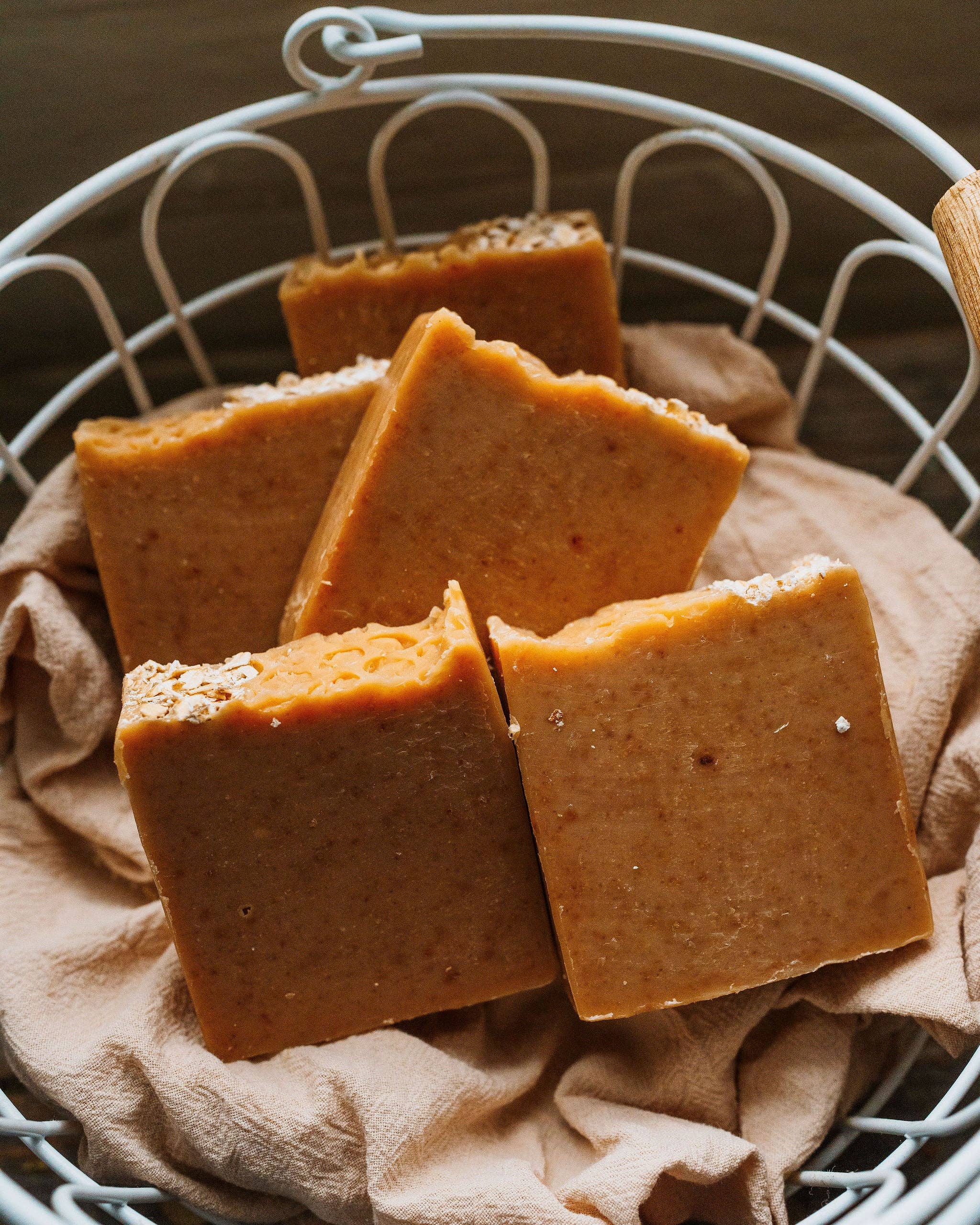 Herbs and Mylk - Wholesale Bar Soap - Oatmeal Mylk & Honey Bar Soap4