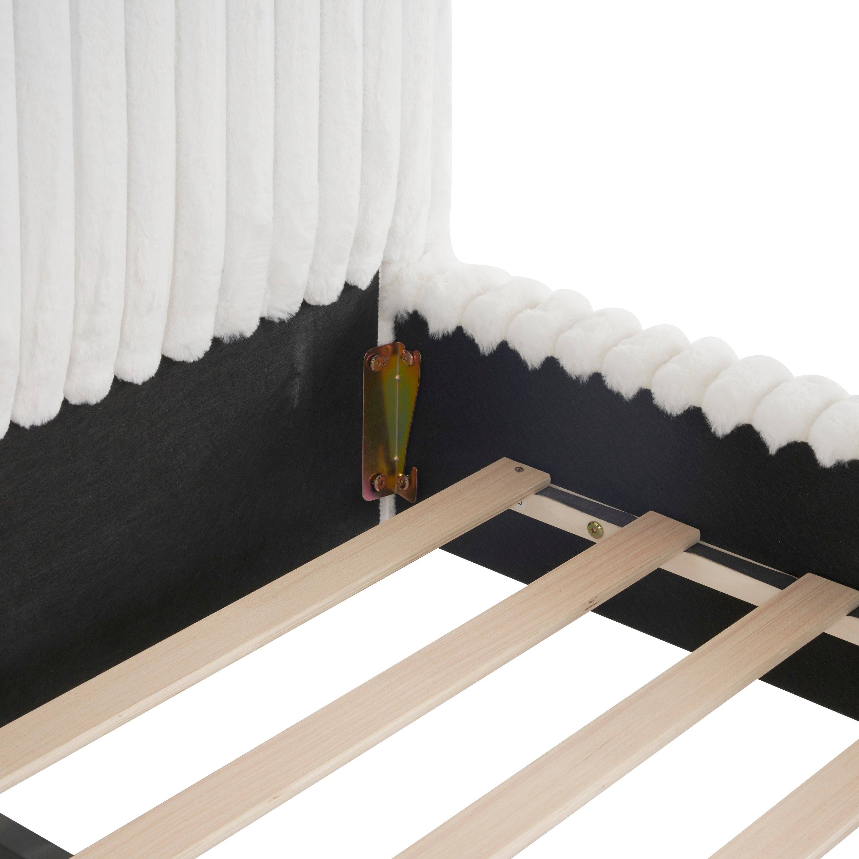 HOMYCASA DESIGN INC - Wholesale Bed - Mira Queen Boucle Upholstered Bed with Curve Headboard5