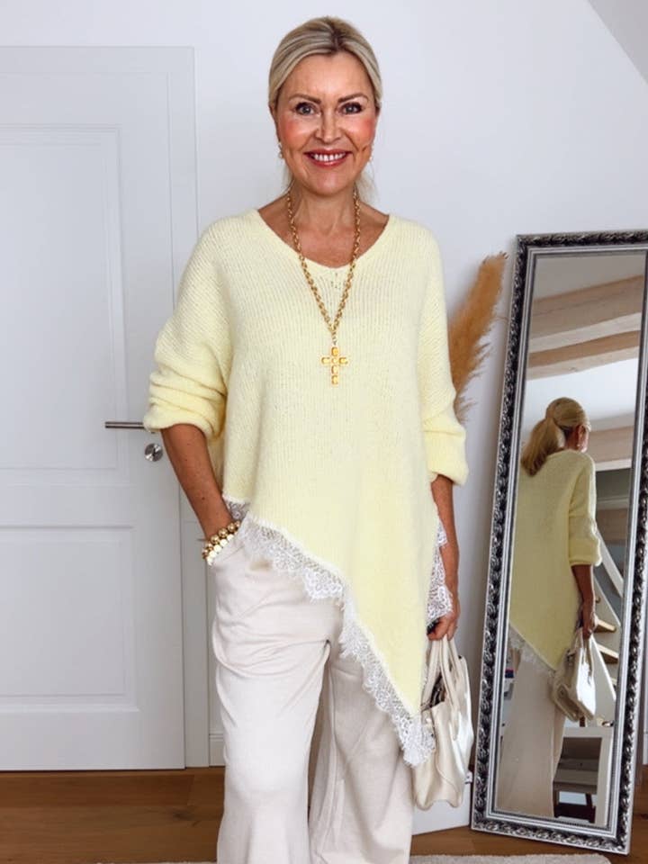 Maglione Vflawia per la vendita all'ingrosso da parte di V. Milano GmbH