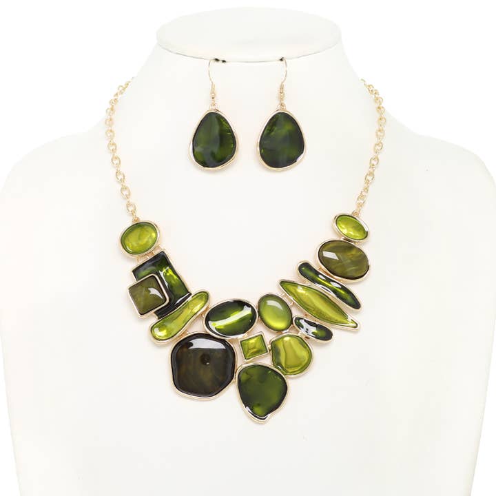 SP Sophia Collection - Wholesale Pendant/Charm Necklace - Amorphous Epoxy Stone Necklace Set