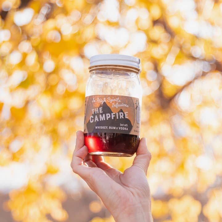 In High Spirits Infusions - Vente Kit de fabrication de boisson - Le kit d'infusion à cocktails Campfire2
