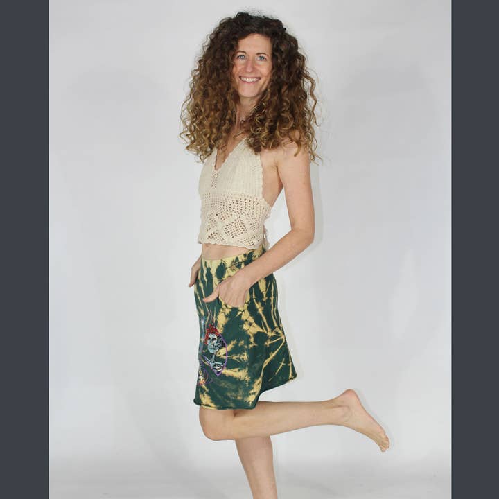 Jayli Clothing - Wholesale Skirt - Women's - THE WHEEL MINI SKIRT Cotton Lycra Mini Skirt w/Grateful Dead