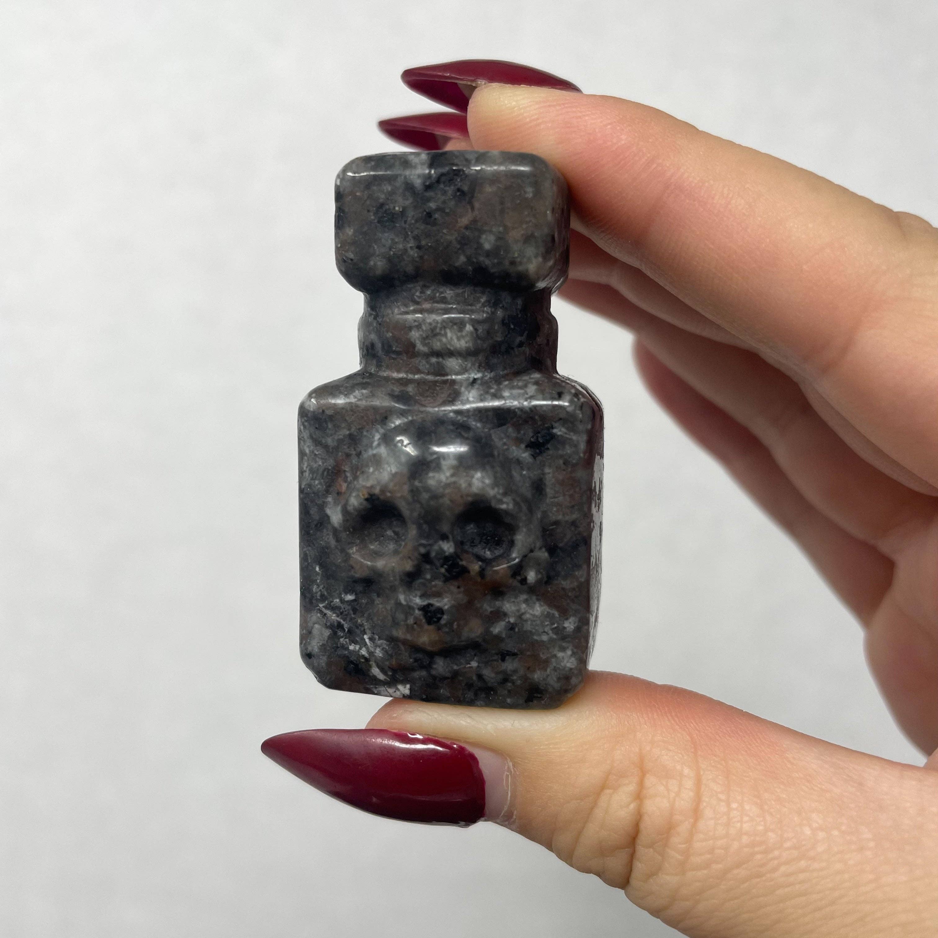 The Crystal Tabby – wholesale Andlig sten/kristall – Yooperlite Potion flasksnidning1