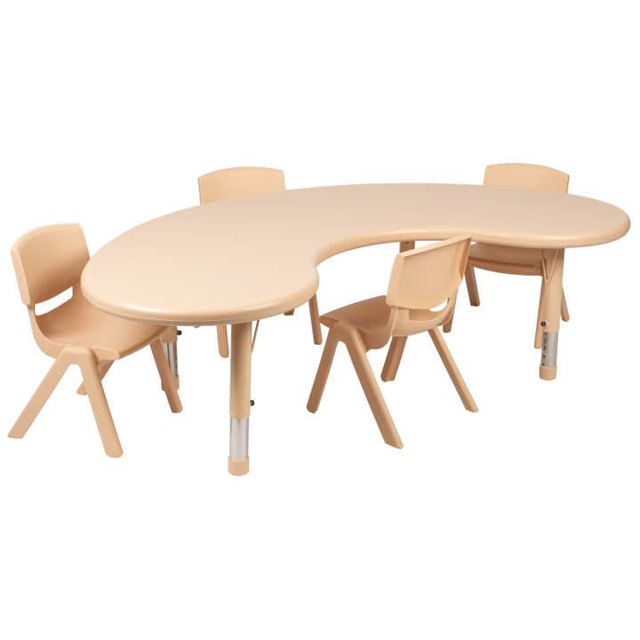 Naturel Table pour enfants en plastique naturel de 35 po L x 65 po L et 4 chaises en vente sur Faire1