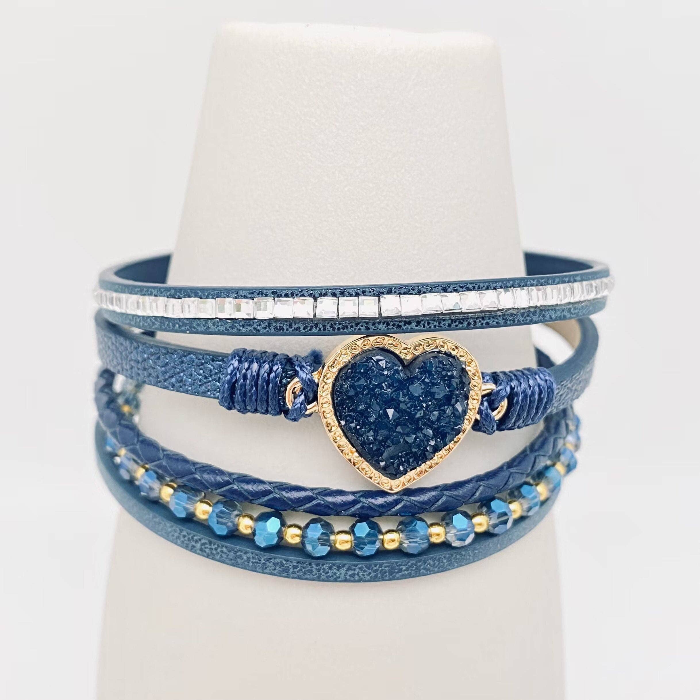 Mio Queena - Vente Bracelet jonc - Bracelet en cuir tissé à breloques en forme de cœur | Boucle magnétique - BJ/LB1