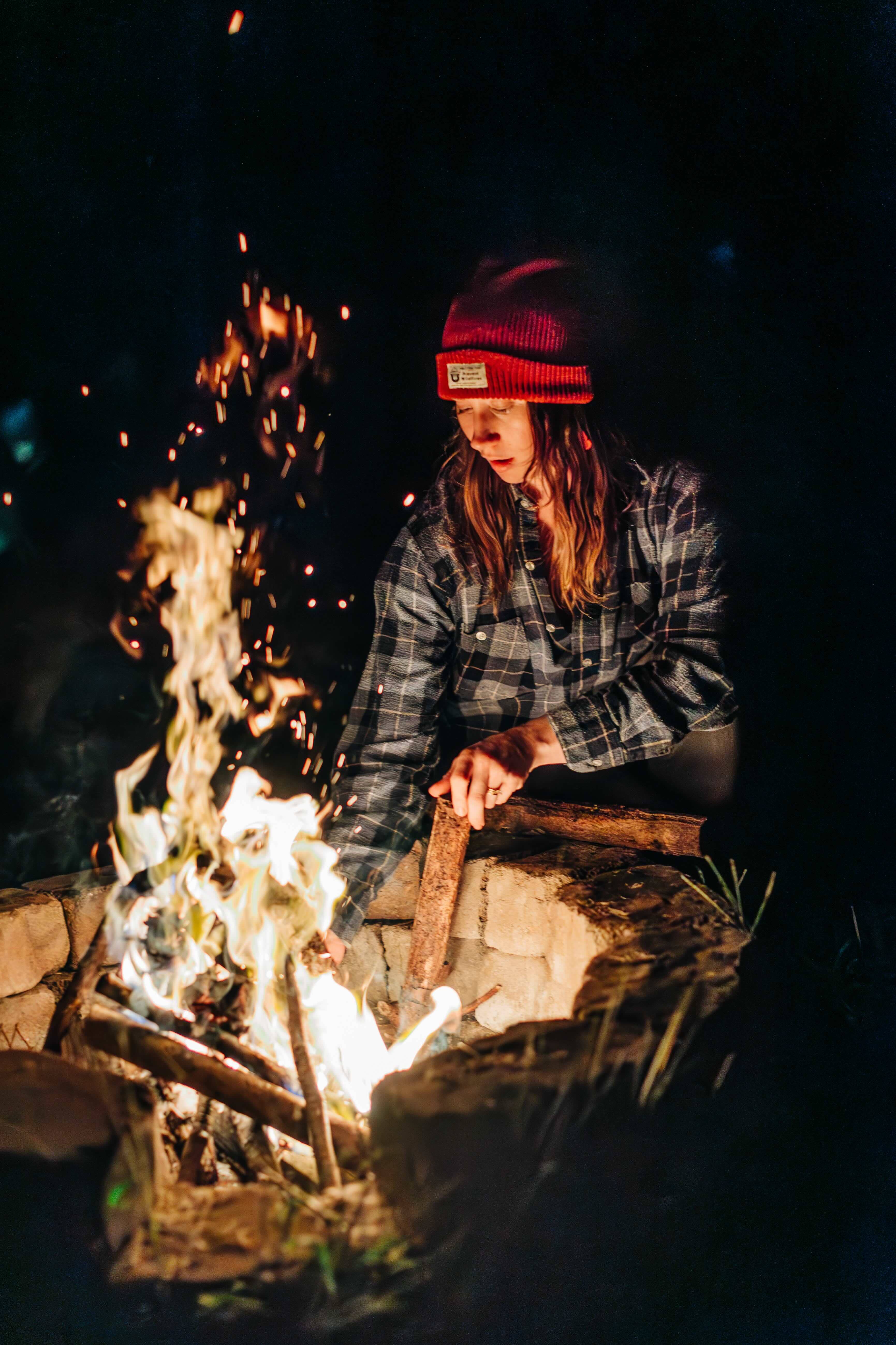 Jean's Apothecare - Wholesale Loose Tea - Fireside | Cacao & Spiced Black Tea for a Cozy Holiday 3