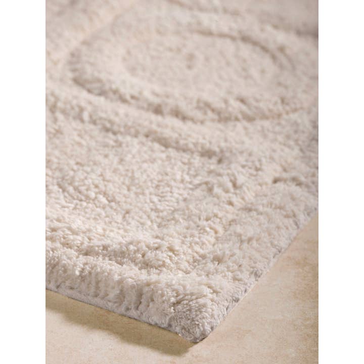 GAURI KOHLI - Wholesale Bath Mat - Almaty Hand-Woven Cotton Bath Mat 24″×36″2