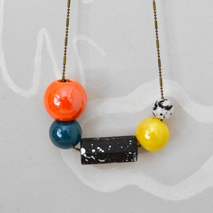 Rollitoasí - Venta al por mayor Gargantilla ancha - Collar mujer cerámica y madera universe naranja