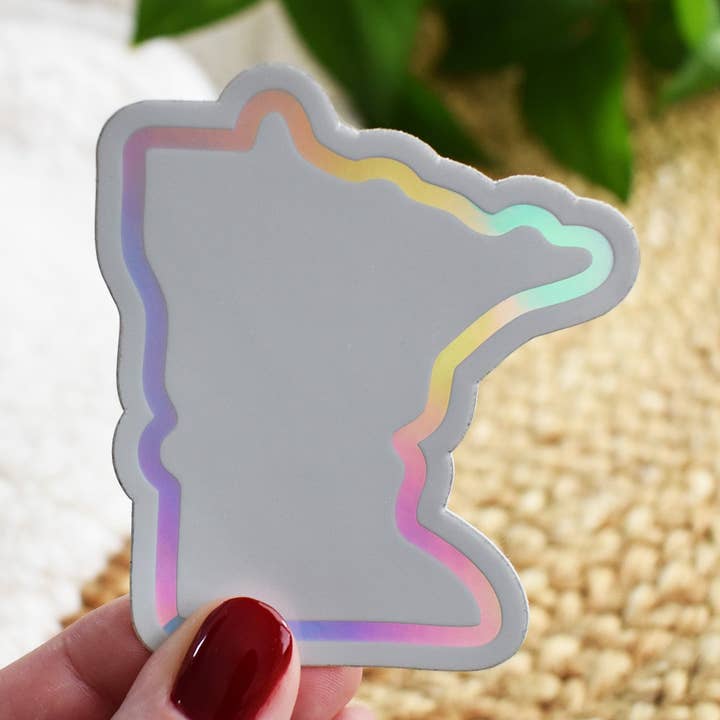 Autocollant holographique Minnesota pour la vente par Wild North Co
