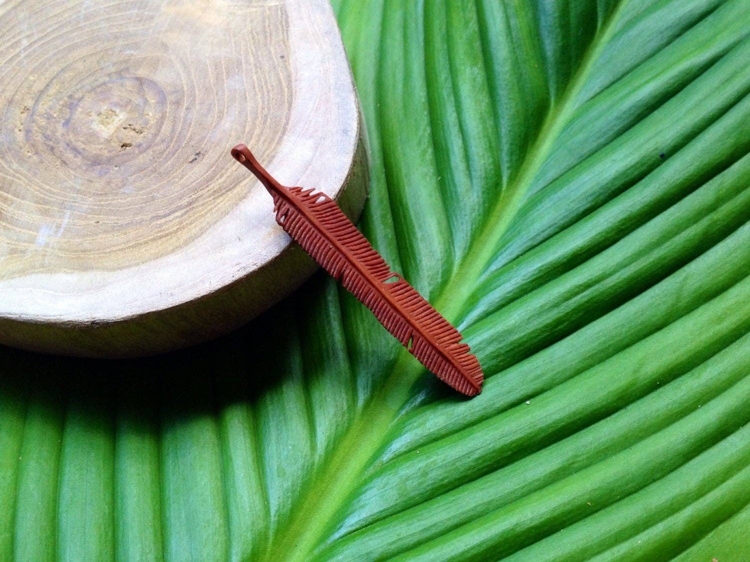 Feather Tribe - Wholesale Spiritual stone/crystal - Small Rosewood Flight Feather