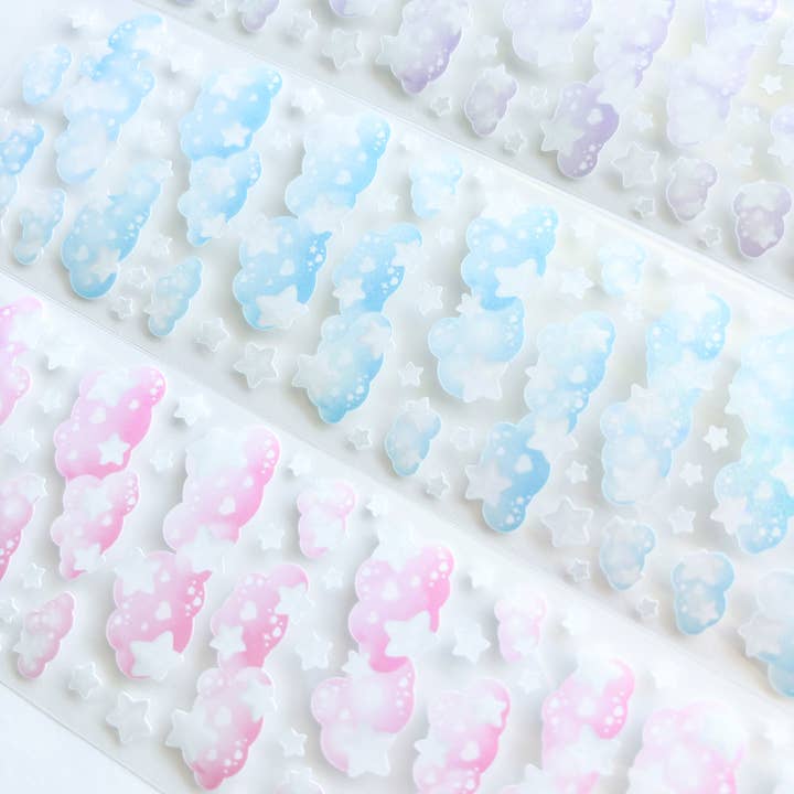 Drømmende Skyklynger Dekorationsklistermærkeark for engroshandel hos Borah Studio