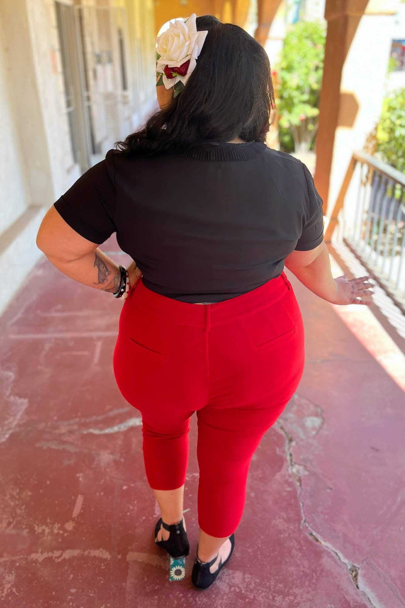 Tatyana Clothing – wholesale Blouse – Women’s – Ingrid Retro Blouse with Peter Pan Collar1