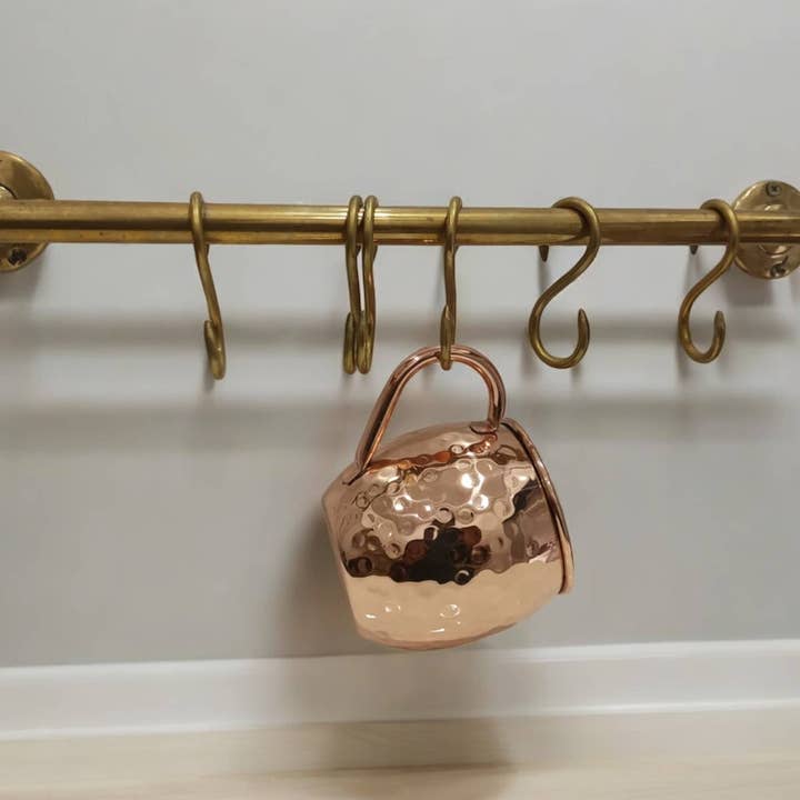 Moroccantastics - Wholesale Kitchen Storage/Organizer - Unlacquered Brass Pot Rail with Hooks - Elegant Kitchen Pot Rack & Hangers4