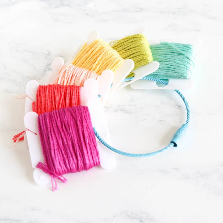 Stitched Modern - Wholesale Knitting/Crochet Supplies - Twist Lock Floss Bobbin Thread Rings5