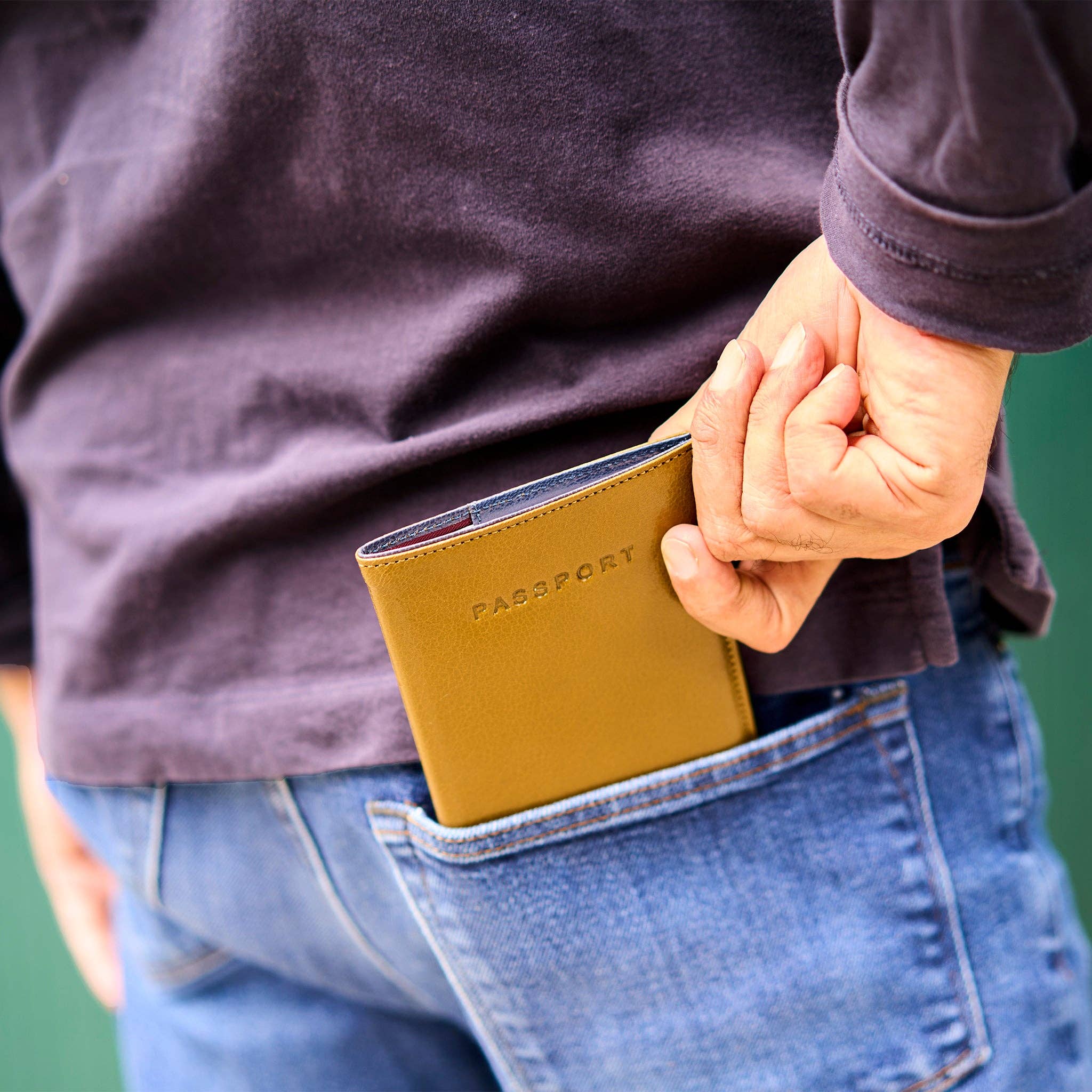 Tusk – wholesale Passport case – Unisex – Siam | Passport Cover23