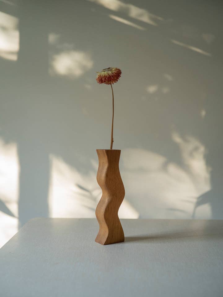 Wiggle bud vase for wholesale by Skógr Studio