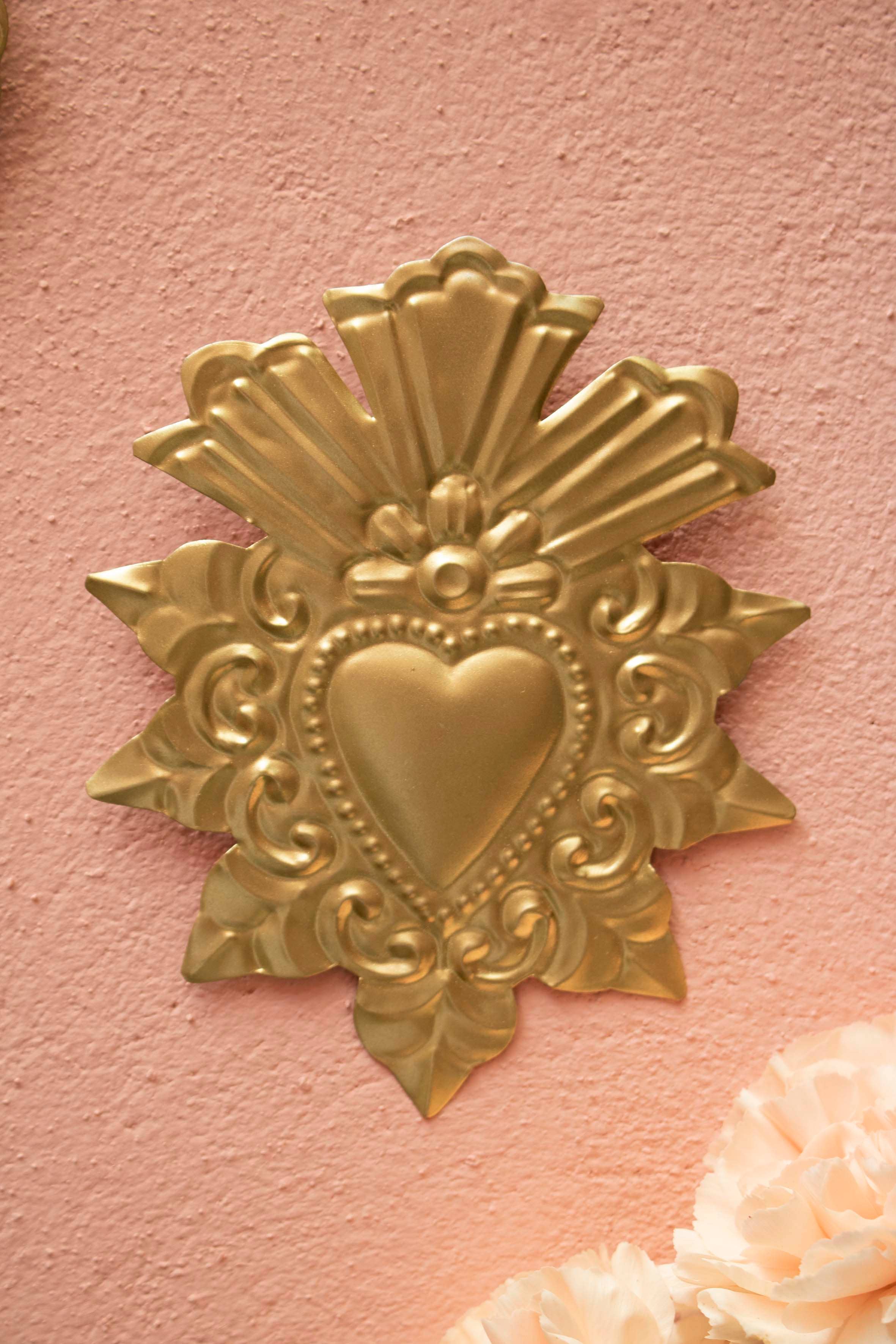 P.I.Project America – wholesale Dekorativ tofs – Gyllene heliga hjärtan - Mexikanska Milagros - Tennprydnader3