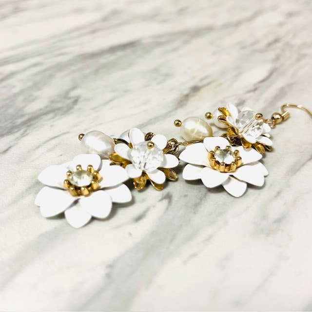 Anita K By Blushing Pink – wholesale Dangle earrings – White Flower & Freshwater Pearl Cluster Dangle Earring1