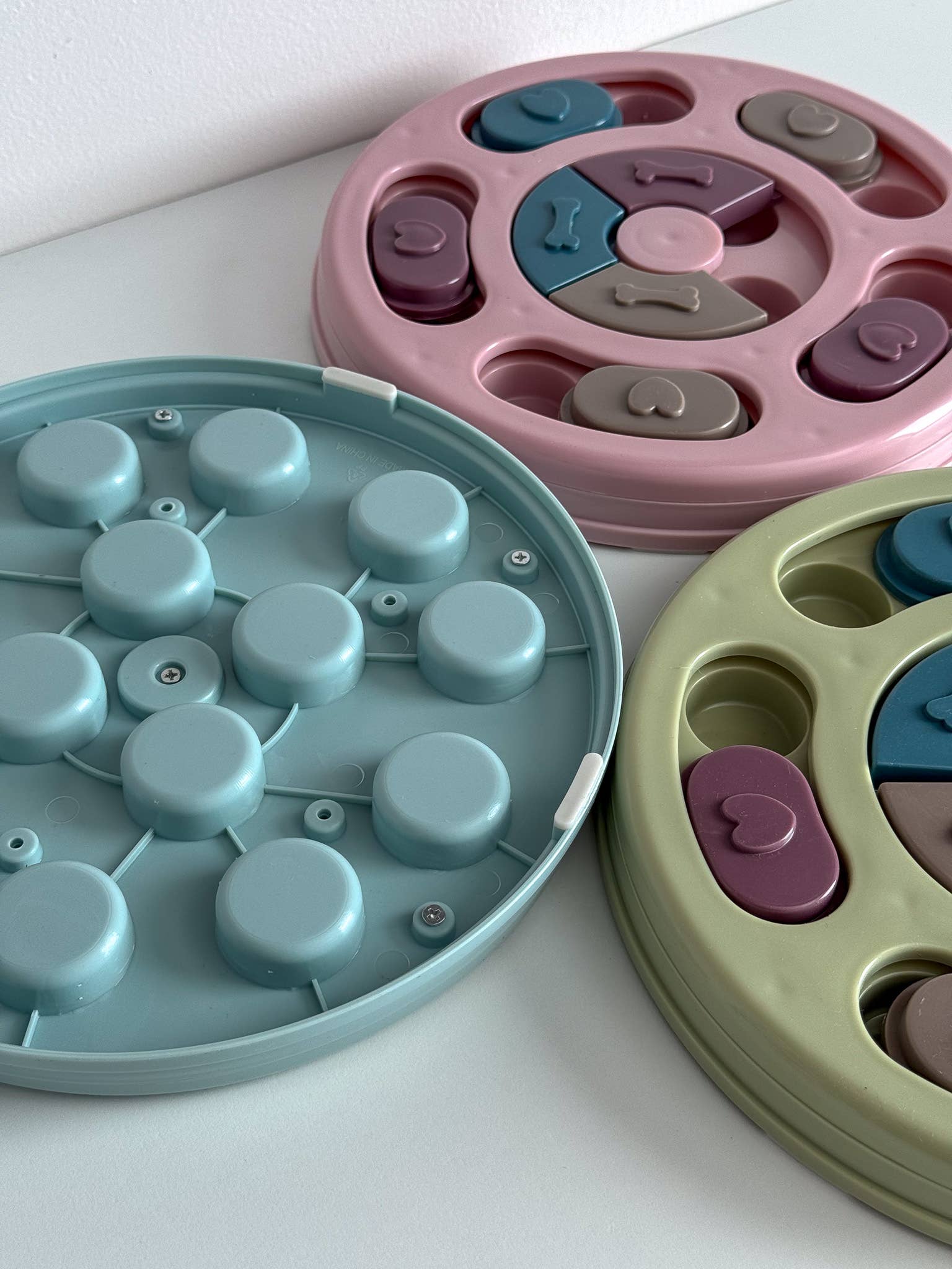 Doggotique – wholesale Leksak - Hund – Rund intelligensleksak för hundar5