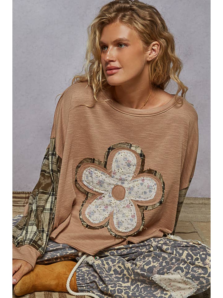Pol Clothing - Wholesale Knit Top - Women's - Round neck plaid sleeve floral print top in rib SALE