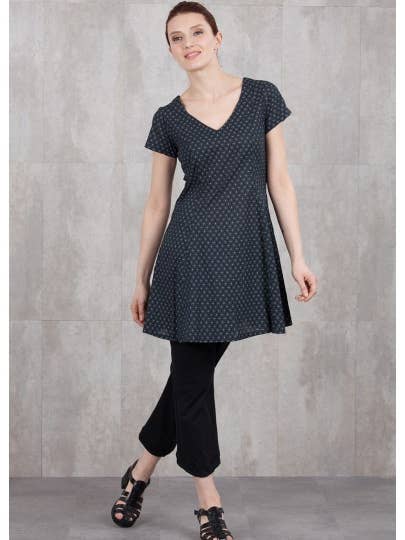 SVART TRYCKT KLÄNNING-610/70 för wholesale av NID D'ABEILLE