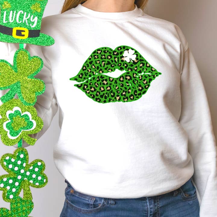 Felpa Clover Lips per il giorno di San Patrizio per la vendita all'ingrosso da parte di Londas Trendy Tees