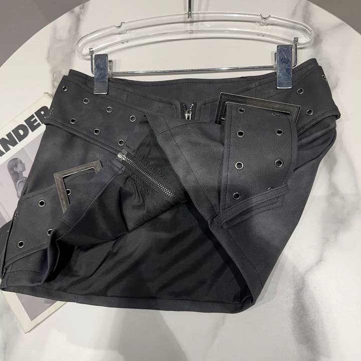 Productseeker - Vente Jupe – femme - Jupe Mini SK79Y PU avec Large Ceinture Croisée – Style Urbain6