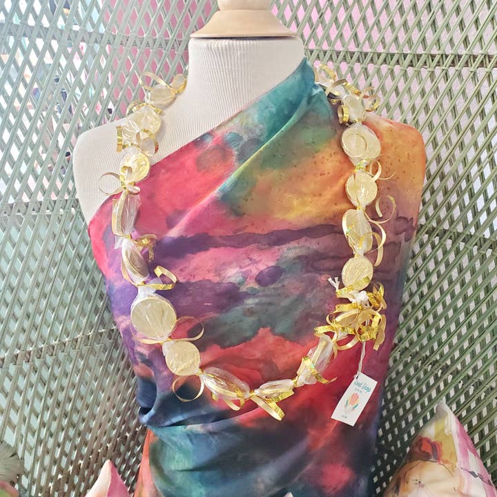 Pièce d'or bonne chance Lei pour la vente par Sweet Shop By The Sea