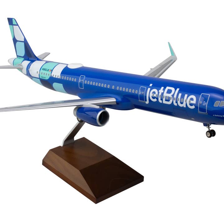 SKYMARKS JETBLUE A321 1/100 MINT MED TRÆSTAND & LANDINGSGEAR for engroshandel hos Daron Worldwide Trading