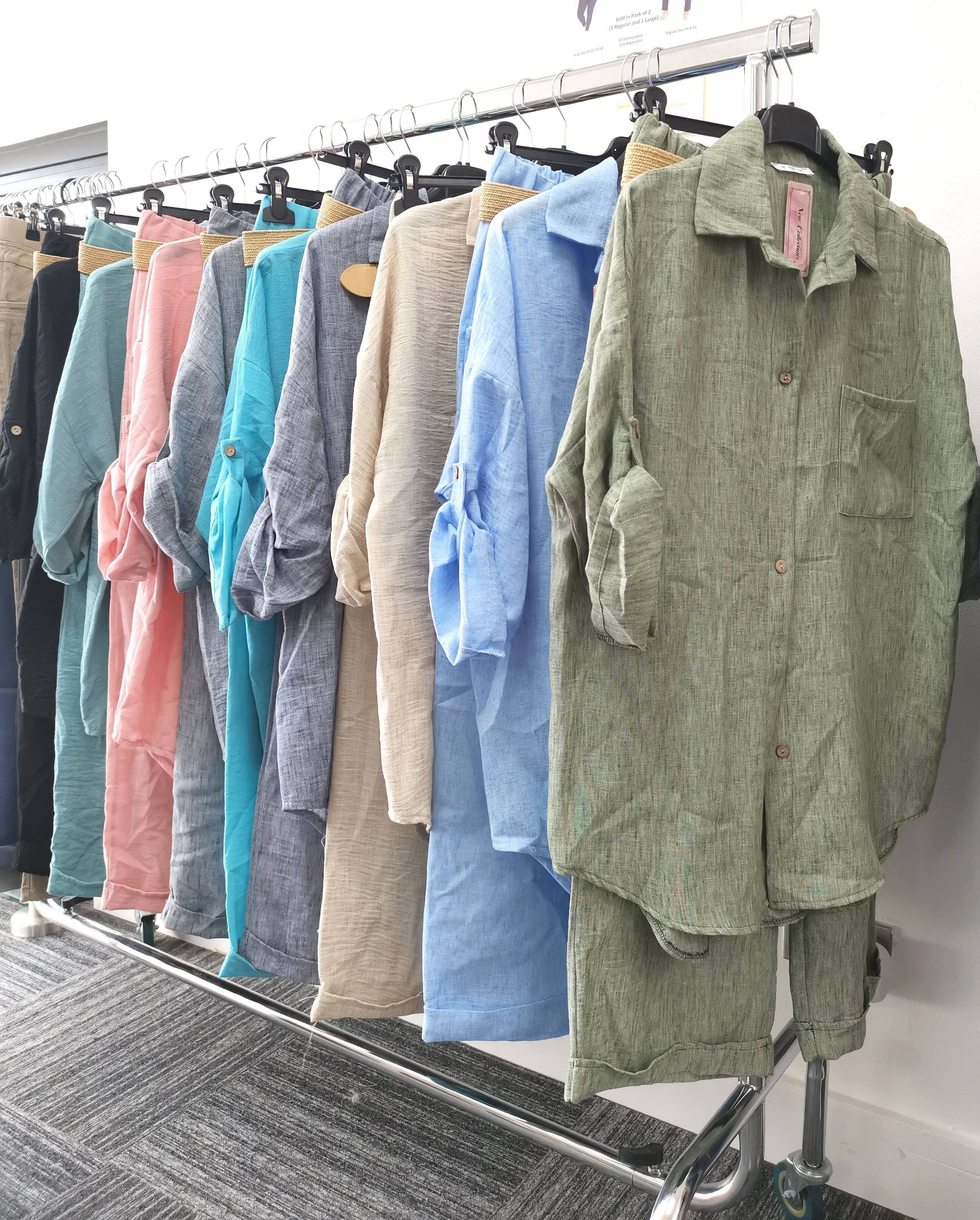 Superbia – Conjunto de top e calça (roupa NÃO Casual) - Mulher por atacado – Conjunto casual italiano tamanho único com camisa de botões completos e calça11