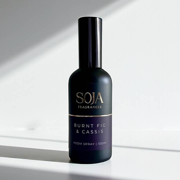 Burnt Fig & Cassis 100ml Room Spray for wholesale by Soja Fragrances