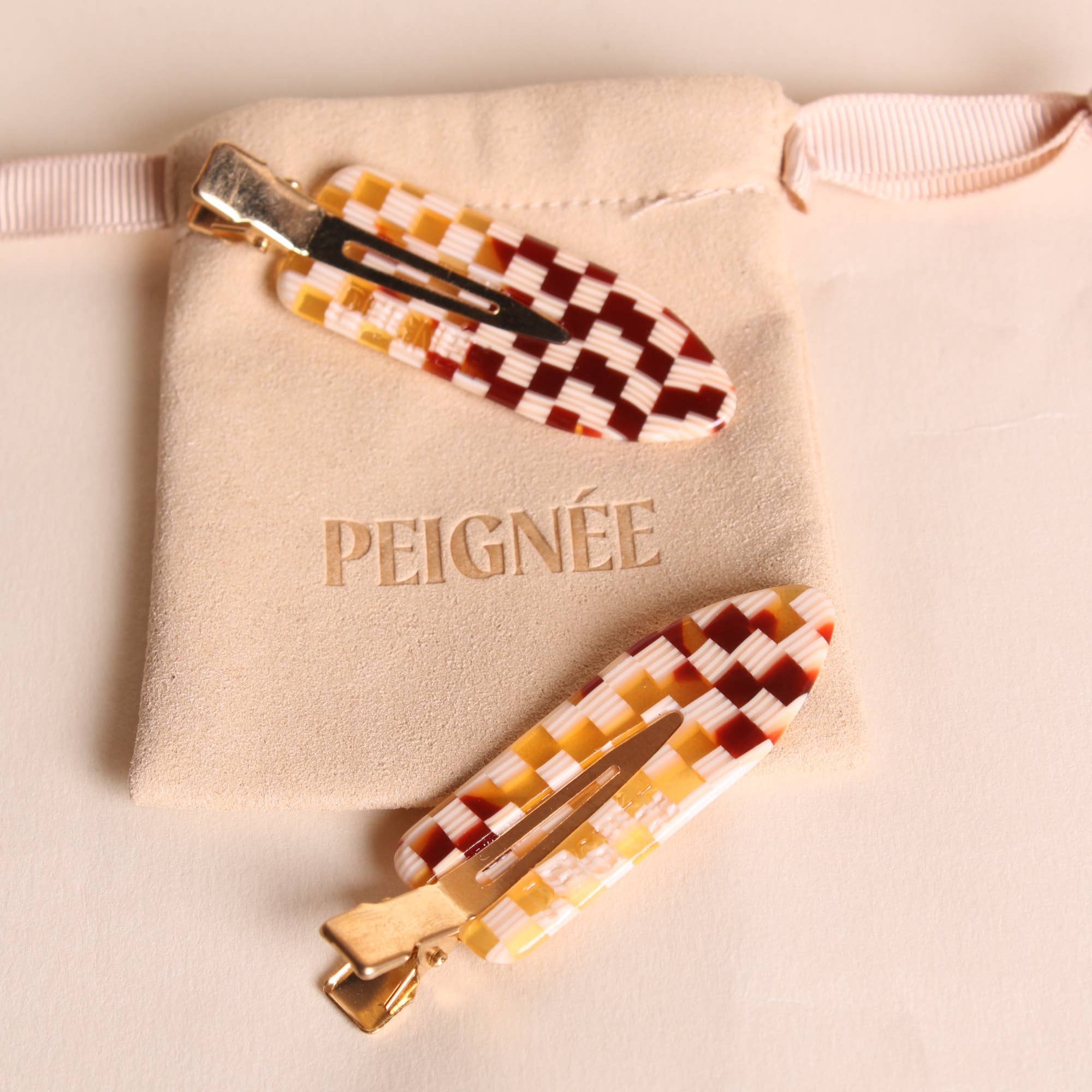 Peignee Paris - Wholesale Hair Clip - Women's - Checkerboard hair clips (pair)1