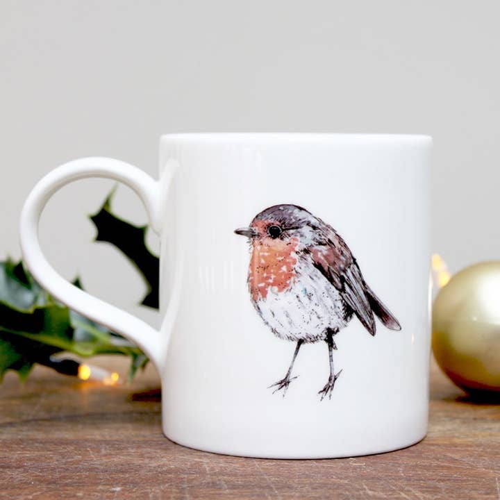 Mug en porcelaine fine Robin dans une boîte cadeau pour la vente par Toasted Crumpet