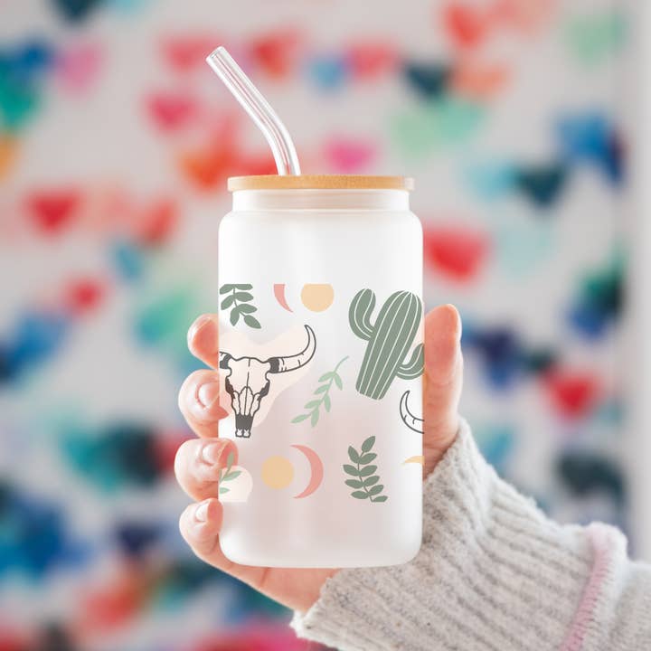 Boho Koe Schedel Cactus Mat 16oz Beker met Bamboe Deksel voor wholesale door Love Mae Co.