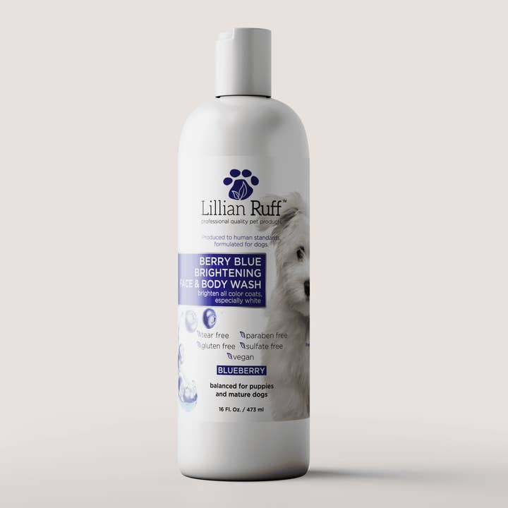 Gel Nettoyant Éclaircissant Visage & Corps Berry Blue pour la vente par Lillian Ruff