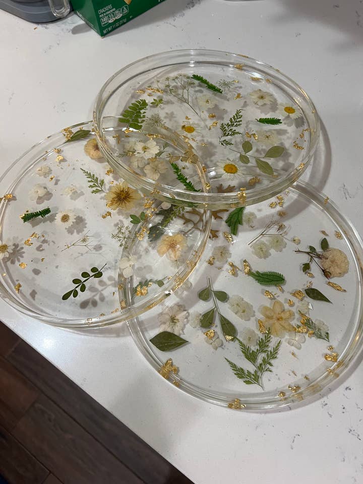 White Dried Flower Serving Dish | Large Dish | Resin Dish for wholesale by KraftzbyKenzie