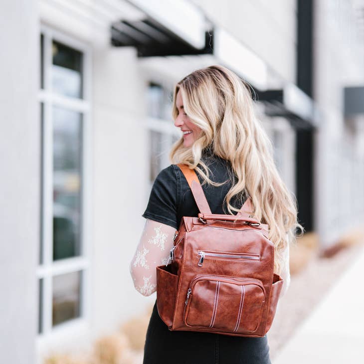 Harper convertible travel clutch 2025