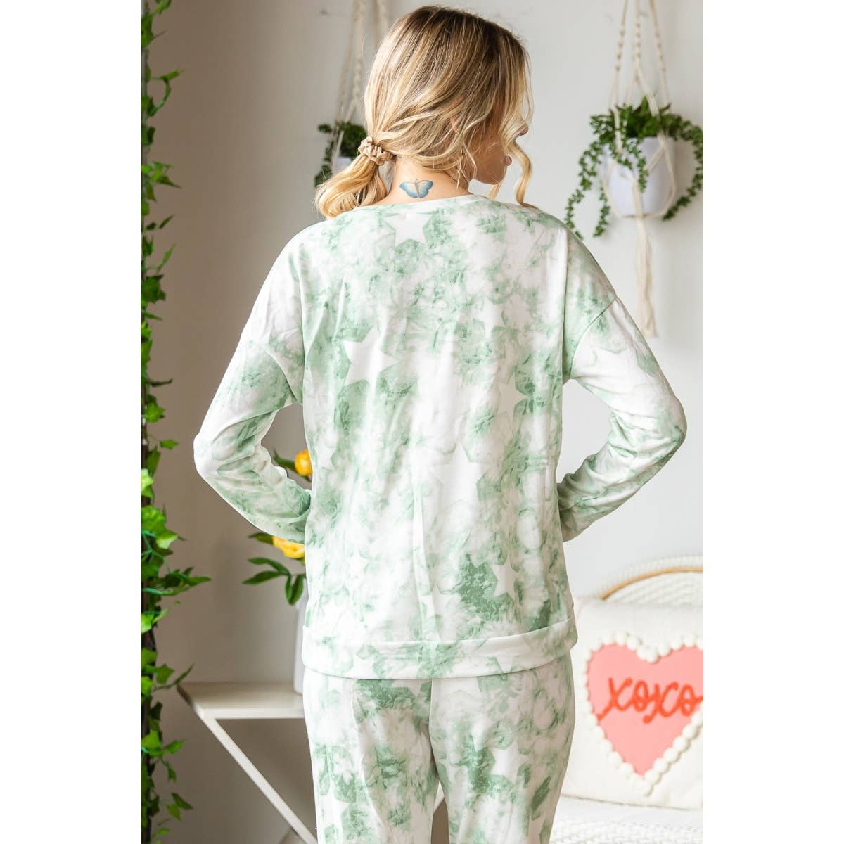 Veveret - Wholesale Lounge Set - Women's - Star Print FrenchTerry Top and Jogger Pants Set3
