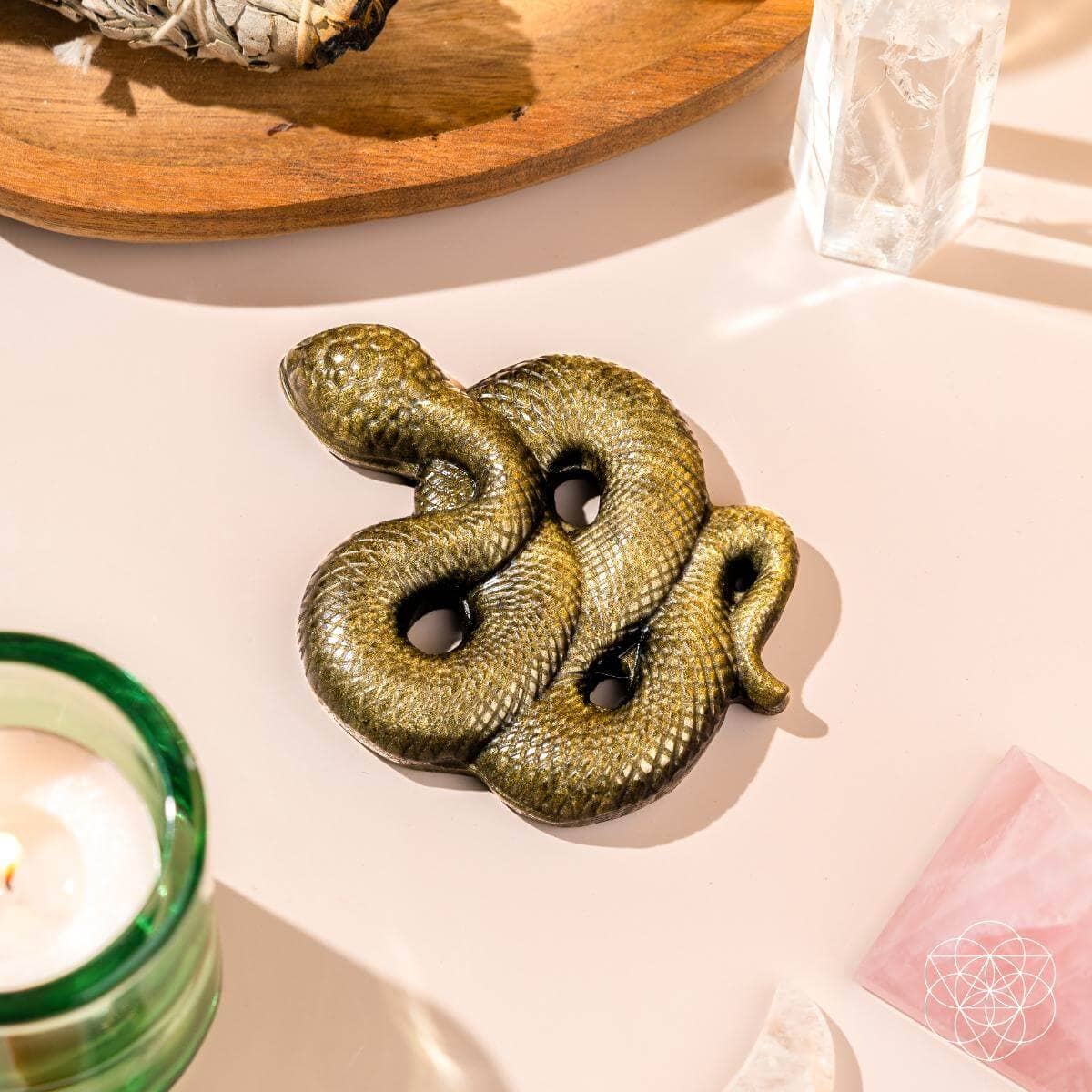 Conscious Items – Großhandel Spiritueller Stein/Kristall – Ungebrochen: Der Goldene Obsidian-Schlangentotem5