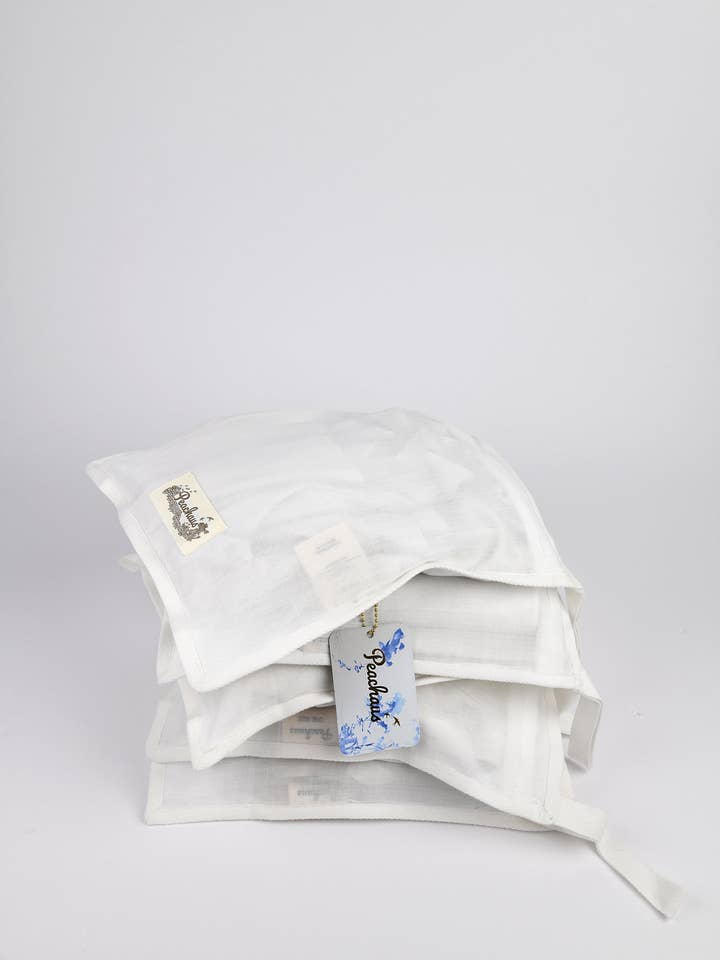 Olearia ethical-cotton pyjama case - Glacier White for wholesale on Faire