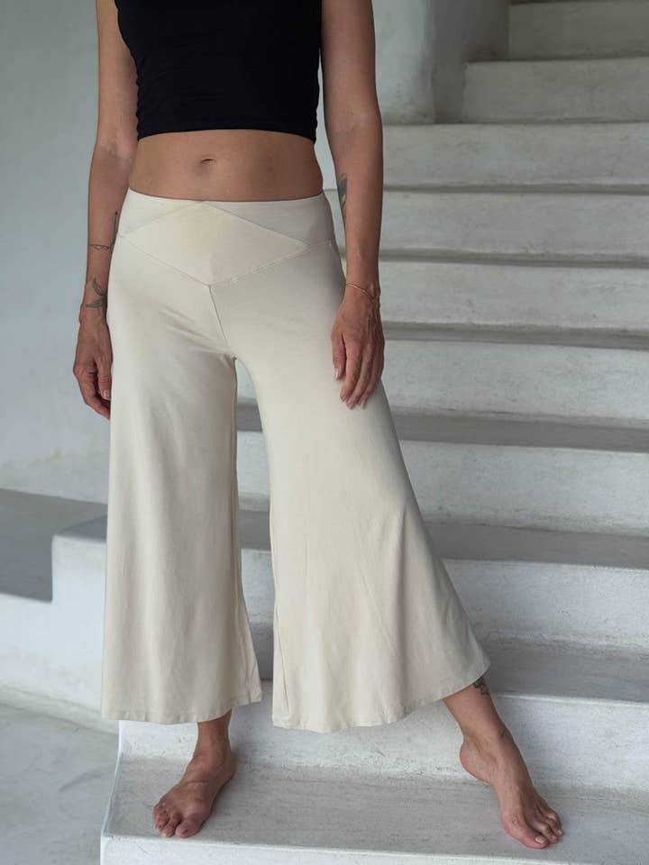 CARAUCCI - Wholesale Pants - Women's - Cropped Flare Pants36