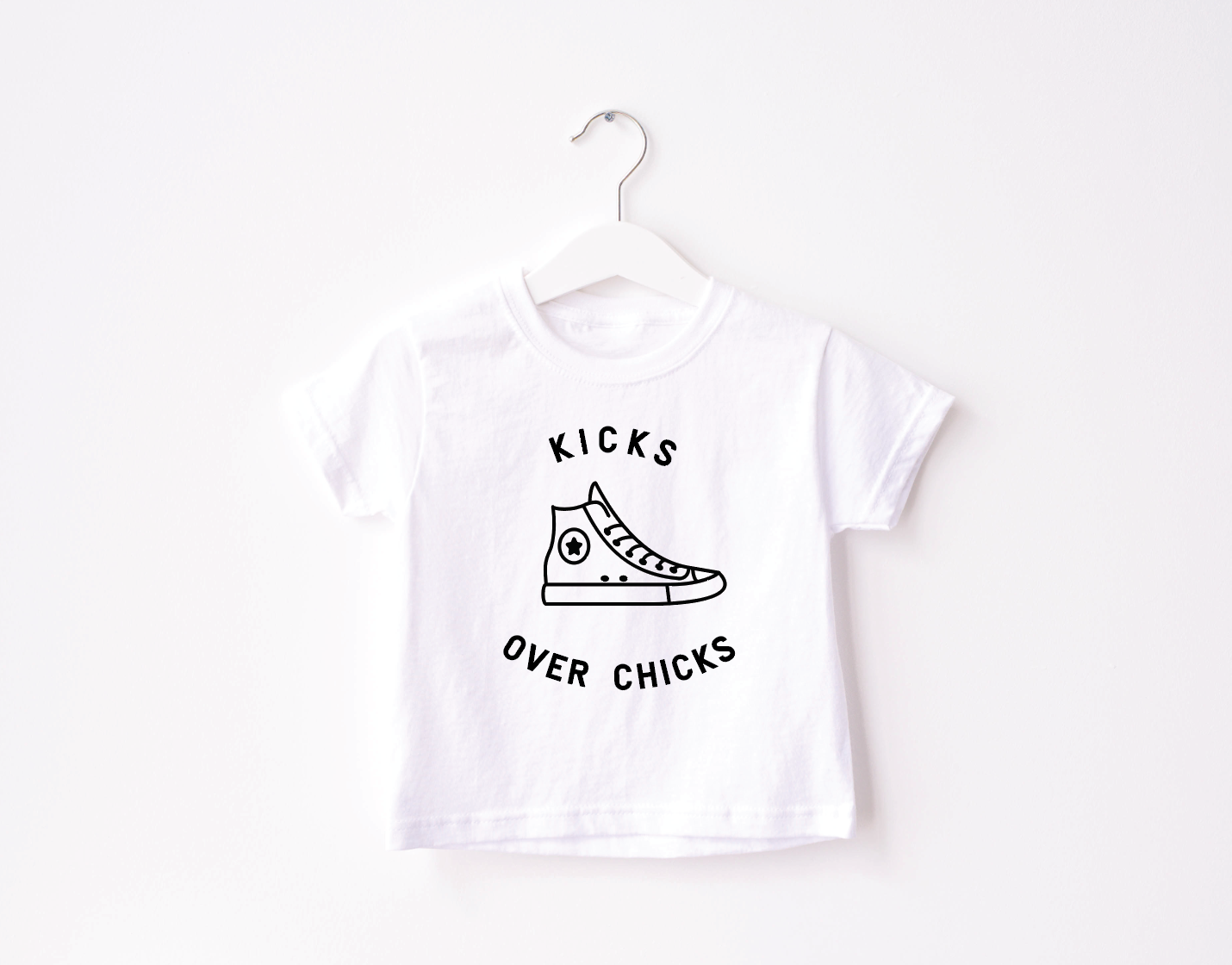 SBG Co. – Großhandel T-Shirt mit Siebdruck – Kinder – Kicks Over Chicks © Kids Tee - BESTSELLER!1