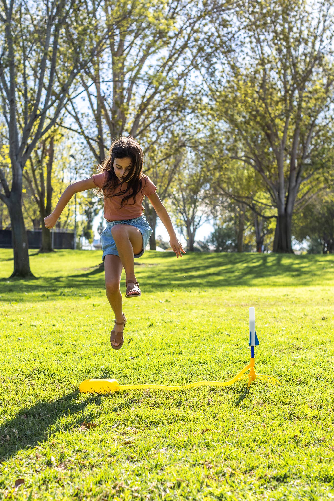 Stomp Rocket - Wholesale Toy Set - Kids - JR Glow Stomp Rocket Kit - 7 Rockets2