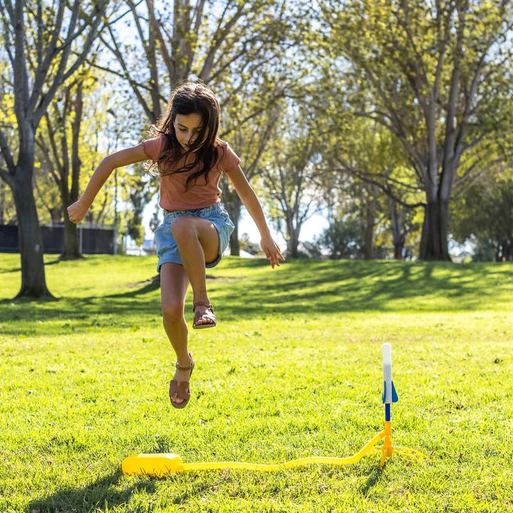 Stomp Rocket - Wholesale Toy Set - Kids - JR Glow Stomp Rocket Kit - 7 Rockets2